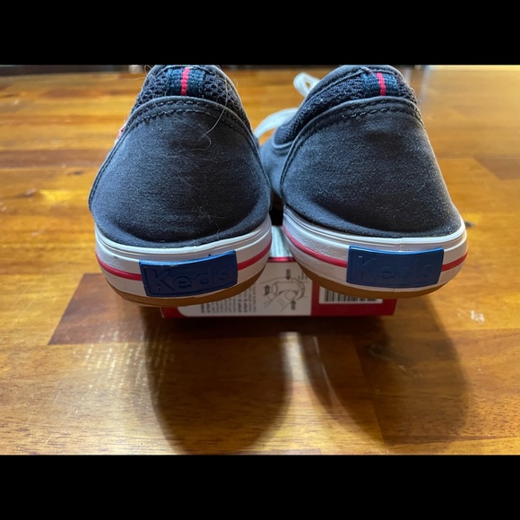 Size 9 women’s keds. Gently used condition - Picture 7 of 7